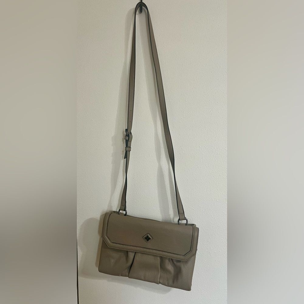 SimplyVera Vera Wang Crossbody Purse Classic Tan Minimalist QuietLuxury Classic